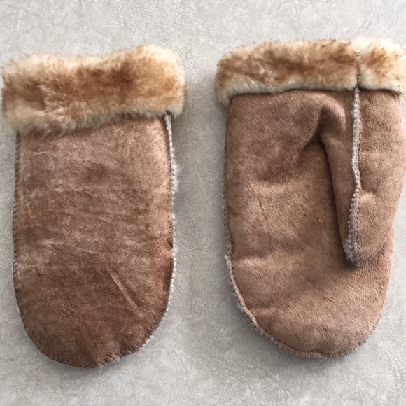 Other - Suede Faux Fur Lined Mittens, Large Other - Suede Faux Fur Lined Mittens, Large